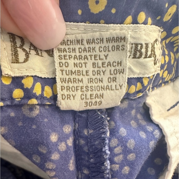 Banana Republic Shorts, Size 34 - Picture 6 of 11